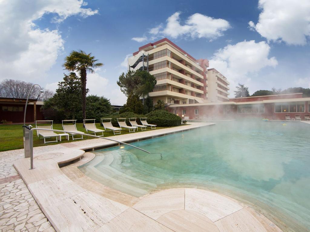 Hotel Terme Imperial Montegrotto Terme Kültér fotó